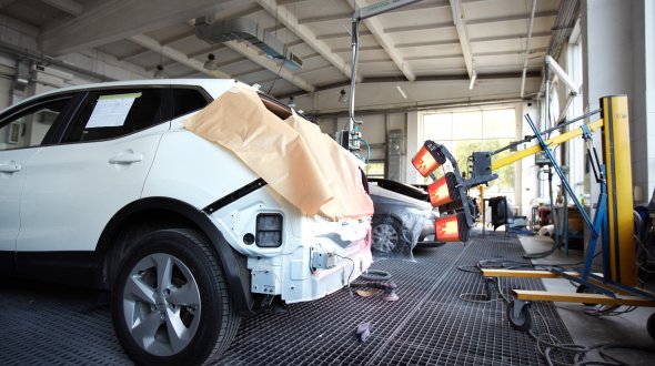 КУЗОВНИЙ РЕМОНТ